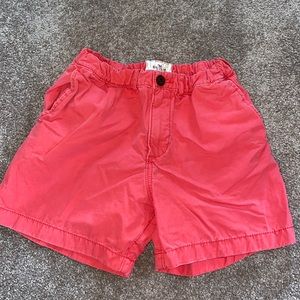 HOLLISTER 5in INSEAM SHORTS
